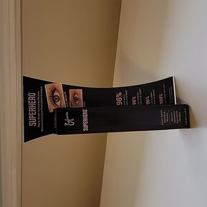 It Cosmetics Superhero Volumizing Mascara Super Black. NEW